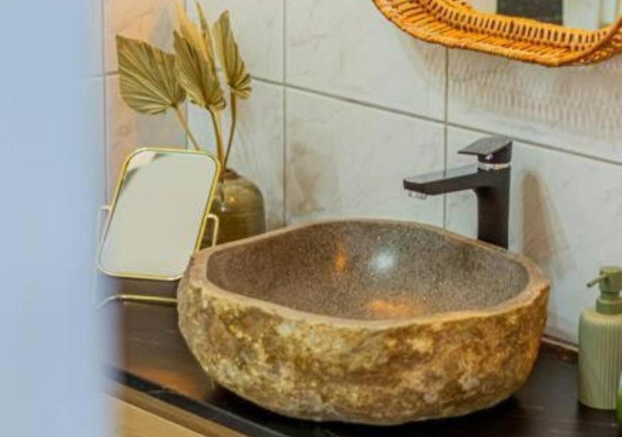 Luxury Apartment By The Famous Vaci Street บูดาเปสต์ ภายนอก รูปภาพ