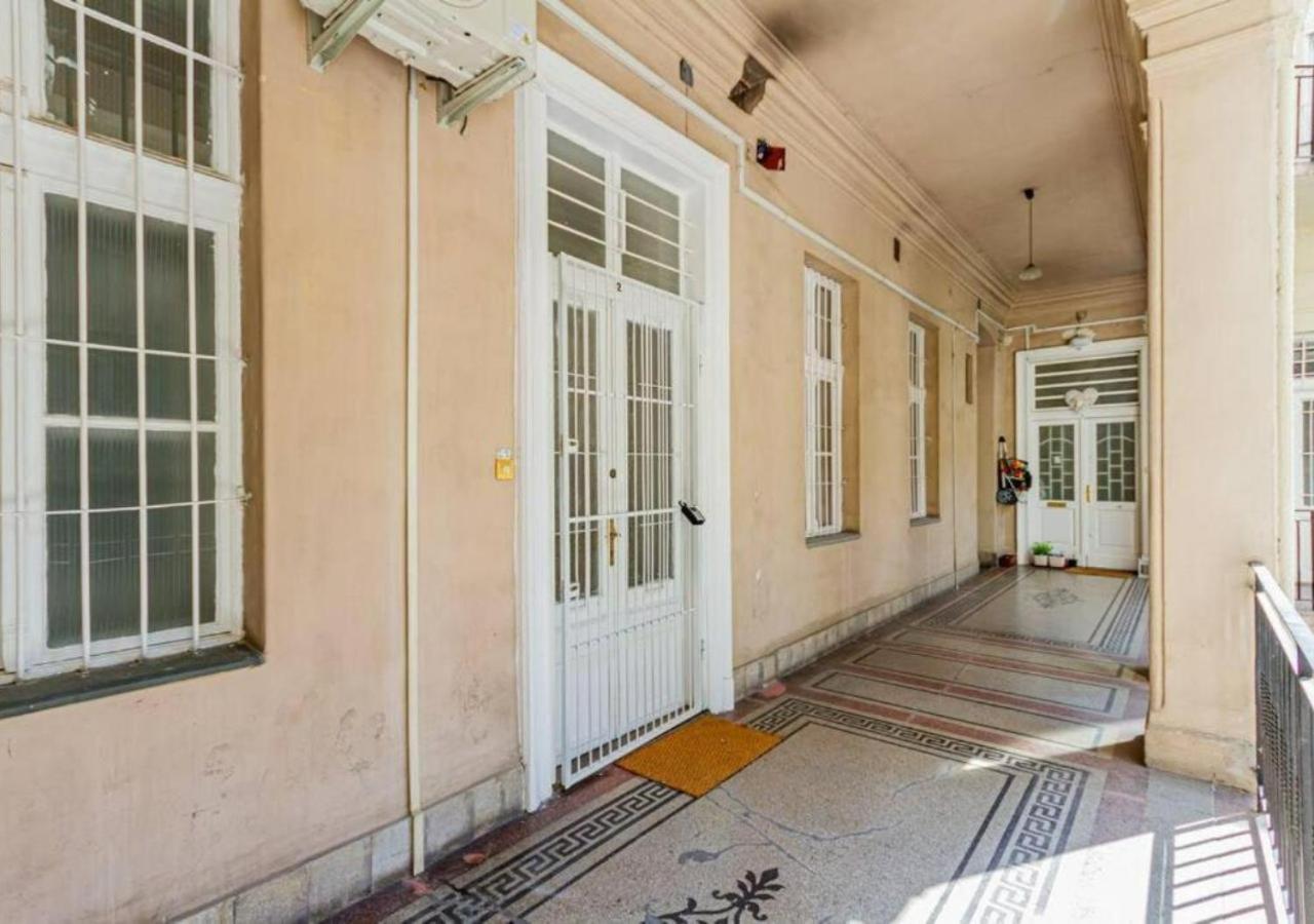 Luxury Apartment By The Famous Vaci Street บูดาเปสต์ ภายนอก รูปภาพ
